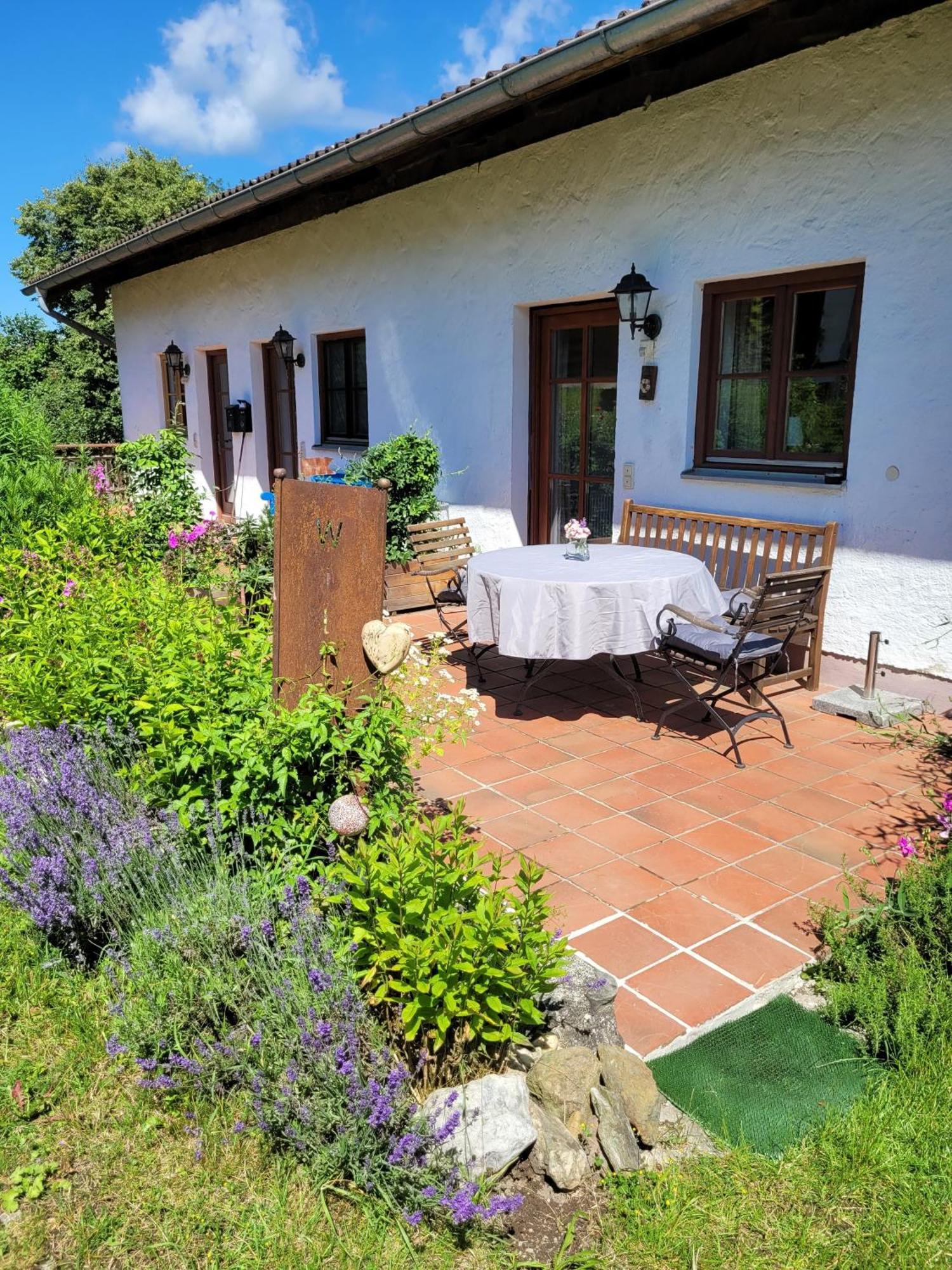Gilg-Kraeuterhof Apartamento Schnaitsee Exterior foto